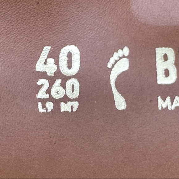 Birkenstock Madrid Big Buckle Sandals. Size 9 - Picture 6 of 10